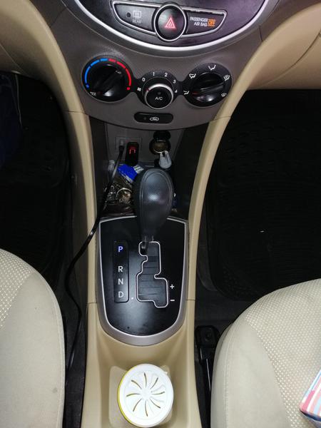 Hyundai Accent • 2014 • 152,000 km 6