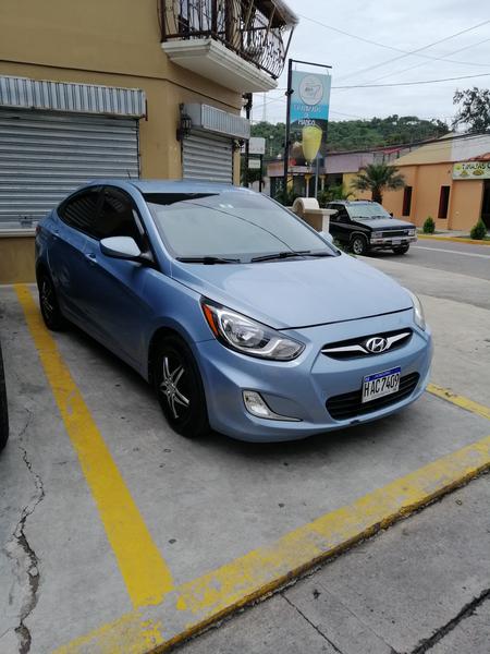 Hyundai Accent • 2014 • 152,000 km 2