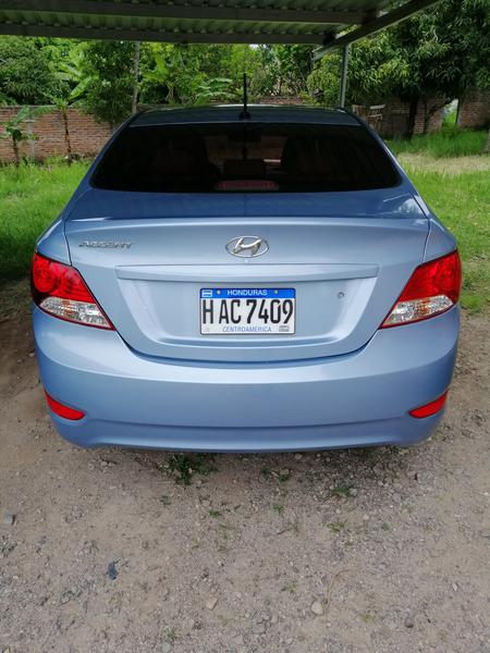 Hyundai Accent • 2014 • 152,000 km 1