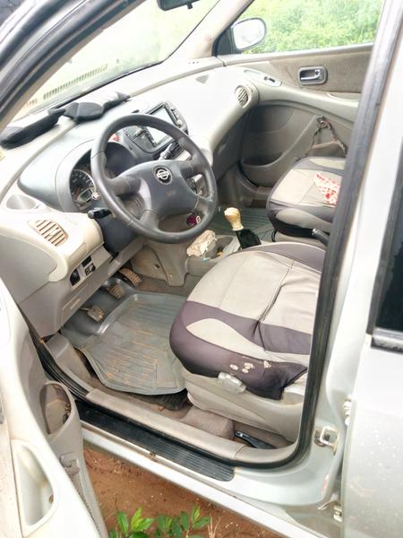 Nissan Almera Tino • 2004 • 20,000 km 3