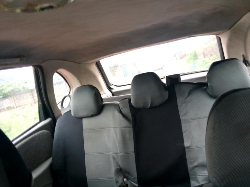 Nissan Almera Tino • 2004 • 20,000 km 5