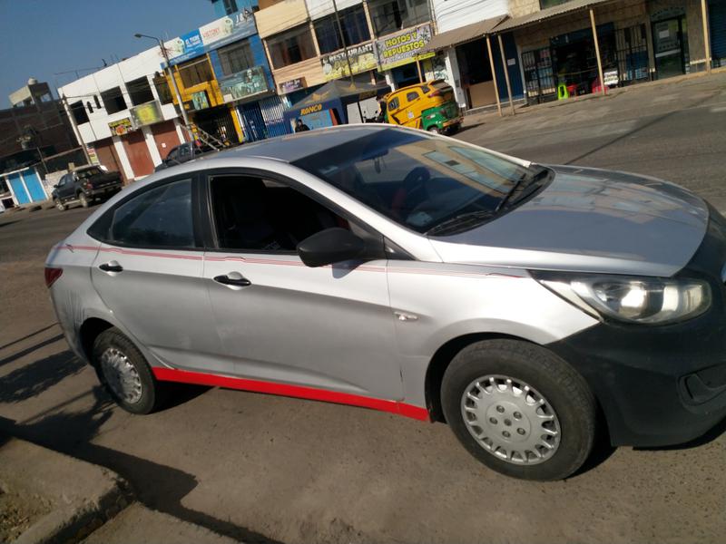 Hyundai Accent • 2012 • 140,403 km 4