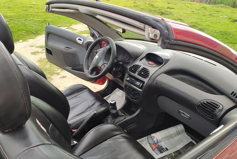 Peugeot 206 CC • 2005 • 130,000 km 3