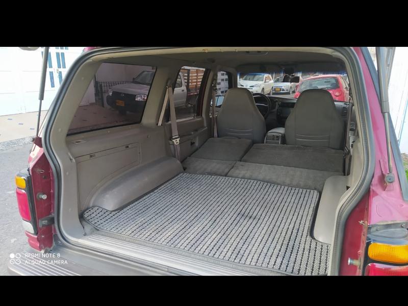 Ford Explorer • 1997 • 215,000 km 8