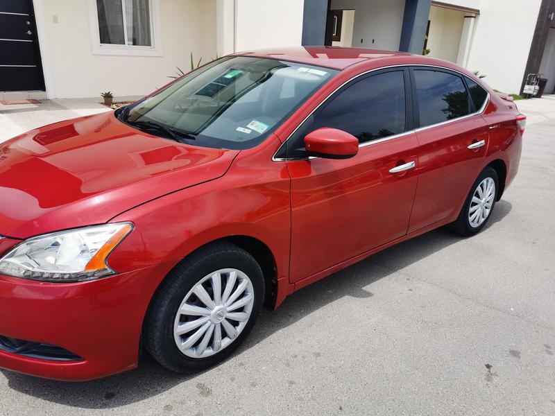 Nissan Sentra • 2013 • 96,000 km 2