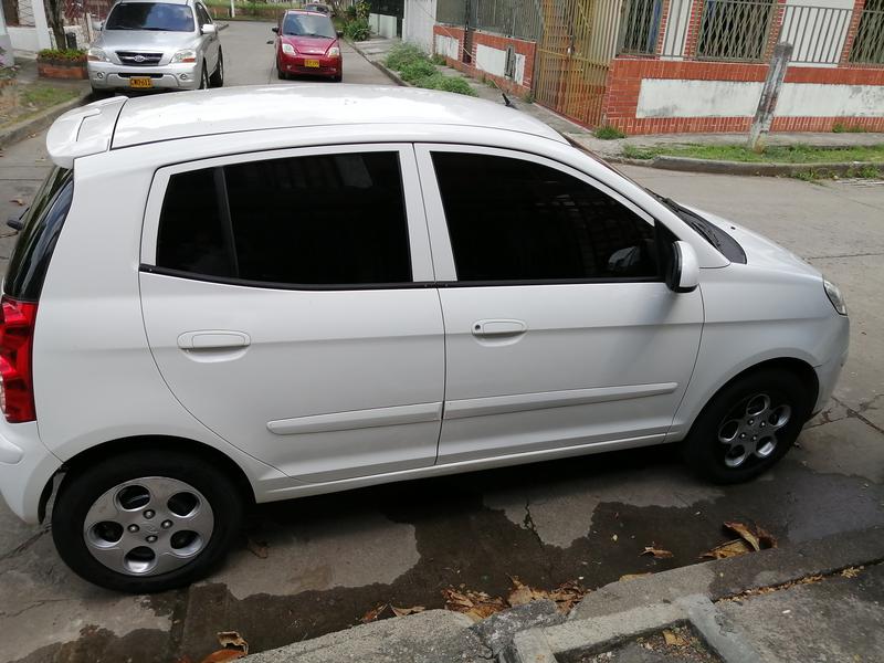 Kia Picanto • 2011 • 80,000 km 9