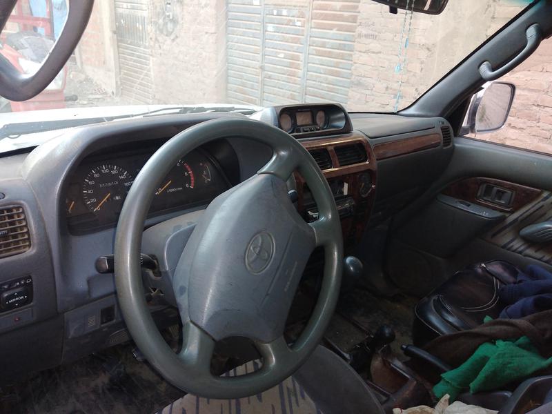 Toyota Land Cruiser • 1997 • 210,000 km 3