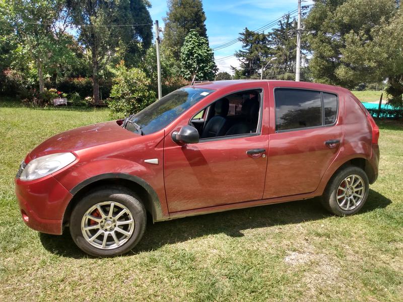 Renault Sandero • 2012 • 132,000 km 1