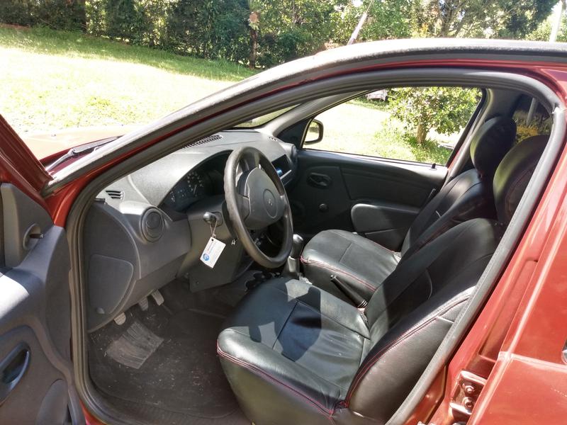 Renault Sandero • 2012 • 132,000 km 3