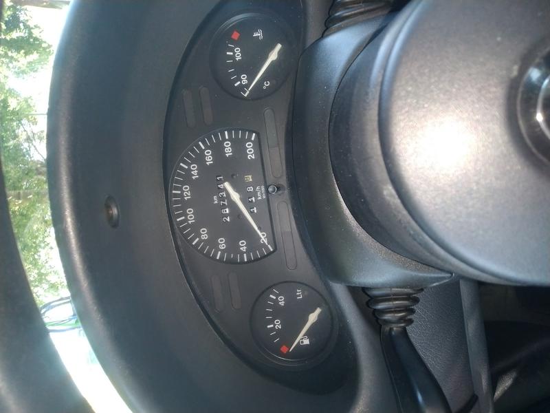 Opel Corsa • 1996 • 267,000 km 6