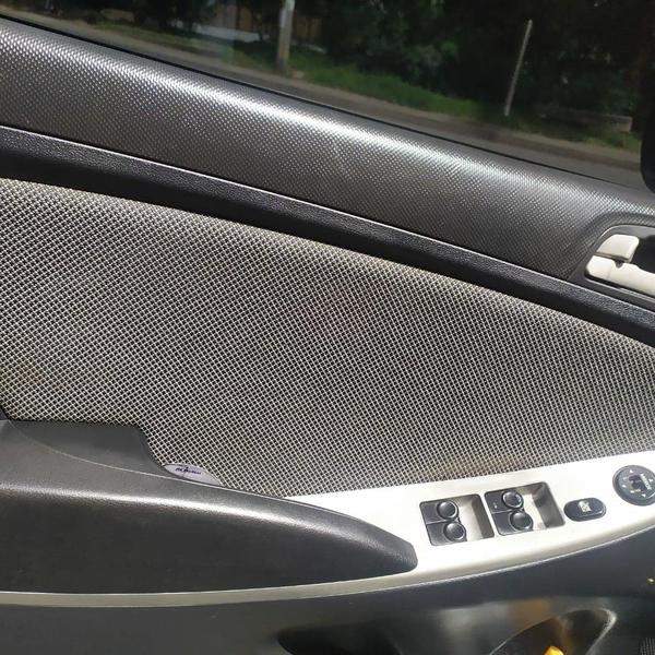 Hyundai Accent • 2012 • 118,000 km 10