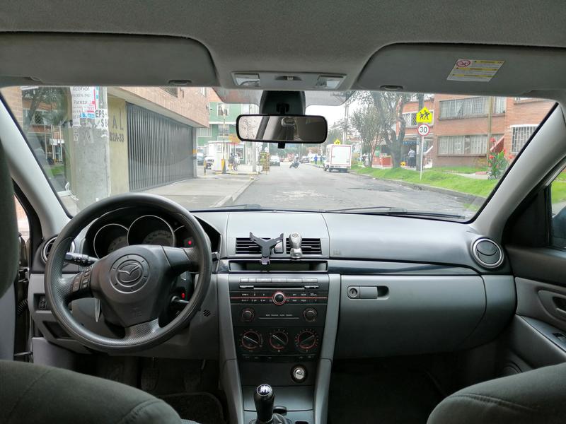 Mazda 3 • 2008 • 91,600 km 2