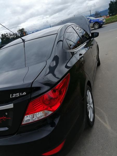 Hyundai Accent • 2014 • 55,945 km 5