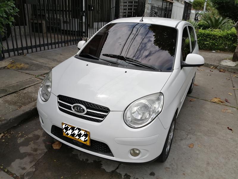 Kia Picanto • 2011 • 80,000 km 1