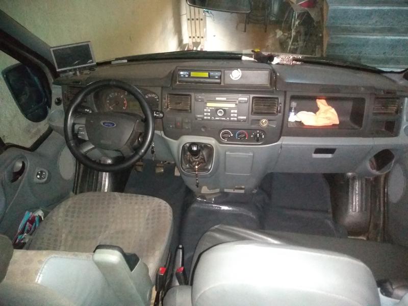 Ford Transit Van 350 • 2013 • 23,000 km 1