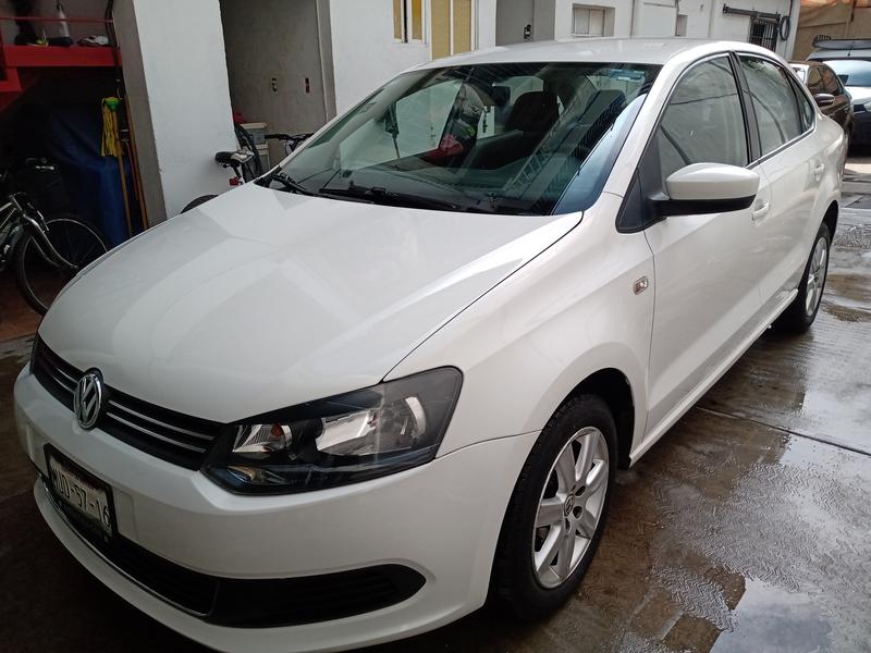 Volkswagen Vento • 2015 • 81,603 km 5