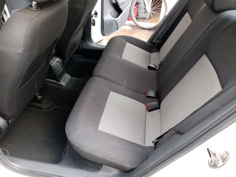 Volkswagen Vento • 2015 • 81,603 km 6