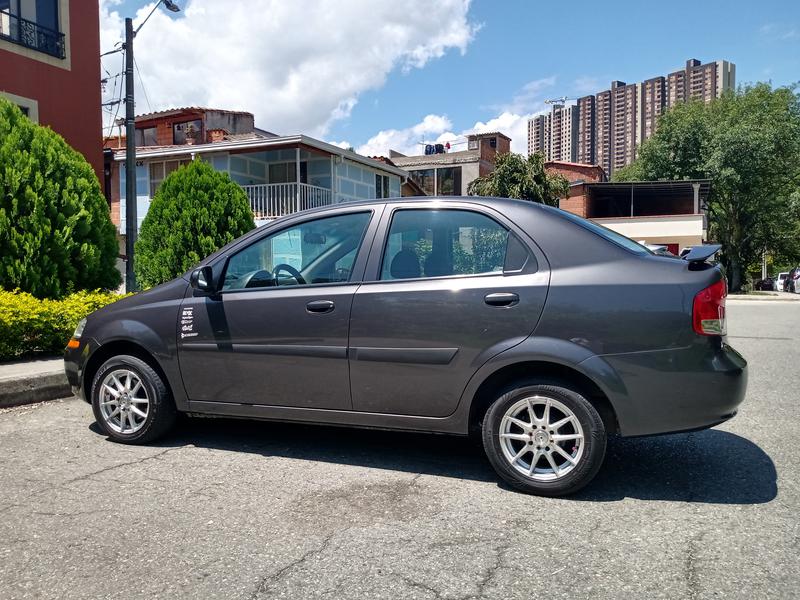 Chevrolet 1500 • 2014 • 52,000 km 3