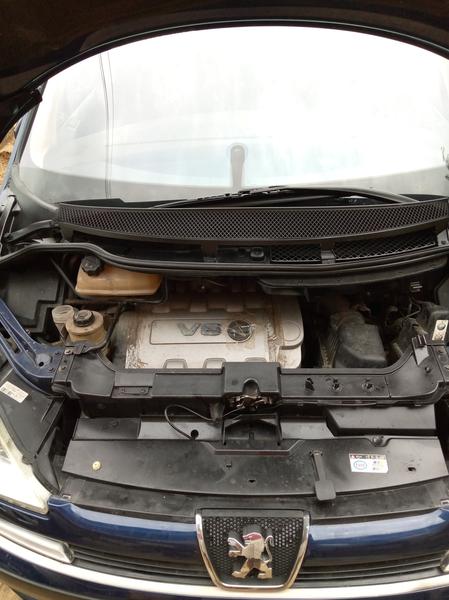 Peugeot  • 2003 • 210 km 6