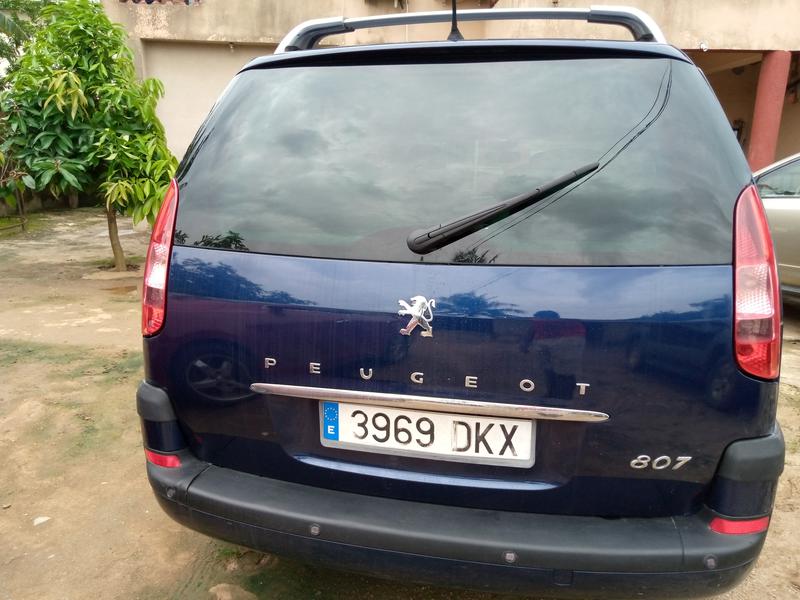 Peugeot  • 2003 • 210 km 3