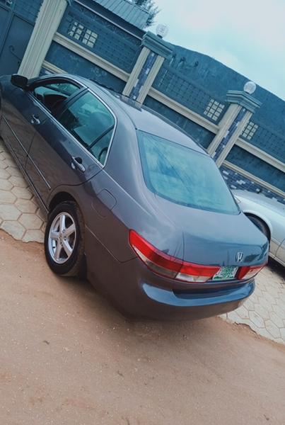 Honda Accord • 2004 • 155,211 km 3
