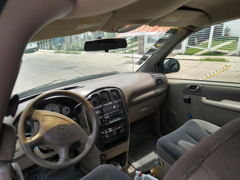 Dodge Grand Caravan • 2002 • 166,000 km 1