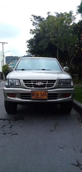 Chevrolet Blazer • 2003 • 220,000 km 2