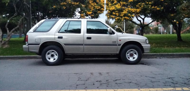 Chevrolet Blazer • 2003 • 220,000 km 1