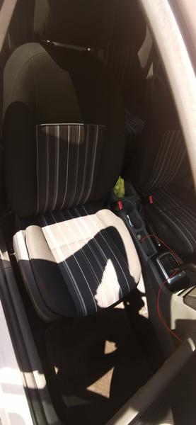 Ford Focus • 2010 • 132,000 km 10