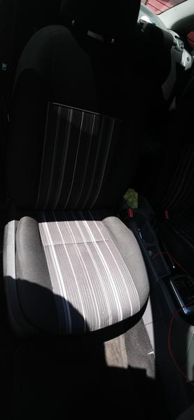 Ford Focus • 2010 • 132,000 km 6