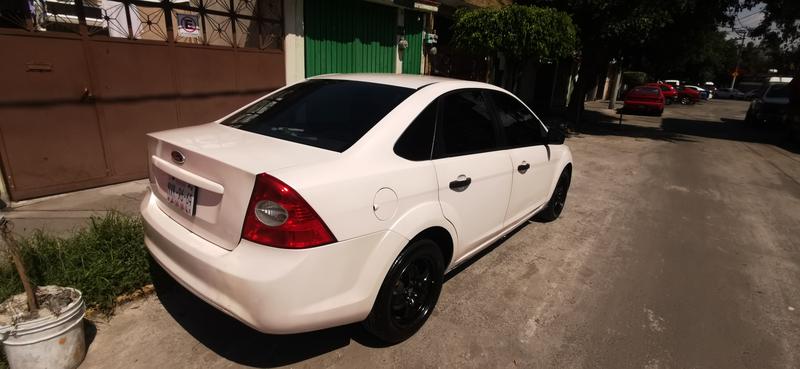 Ford Focus • 2010 • 132,000 km 11