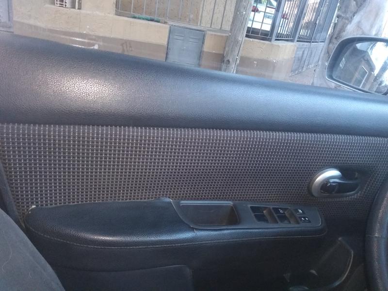 Nissan Tiida • 2010 • 170,000 km 15