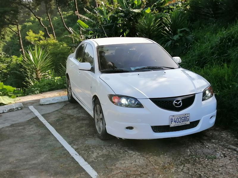 Mazda 3 • 2005 • 188,321 km 1