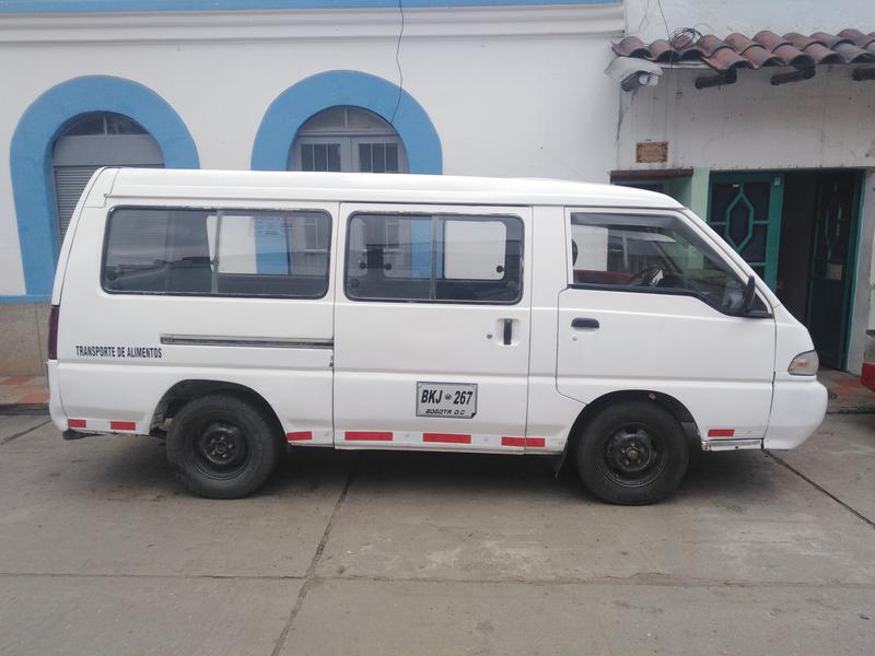 Hyundai H1 Van • 2000 • 100,000 km 2
