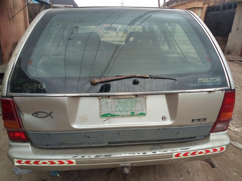 Mazda  • 1989 • 272,092 km 2