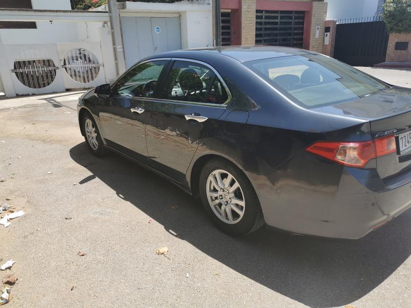 Honda Accord • 2012 • 132,000 km 5