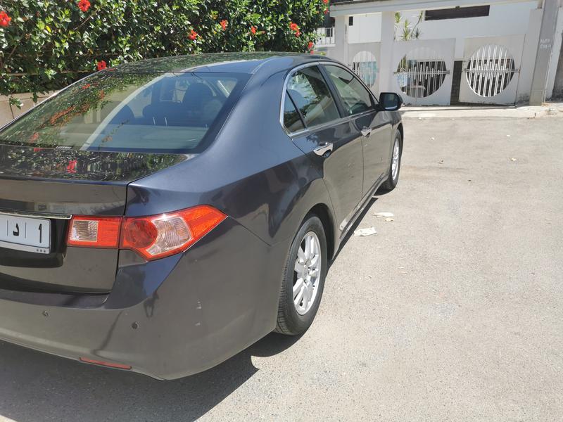 Honda Accord • 2012 • 132,000 km 6