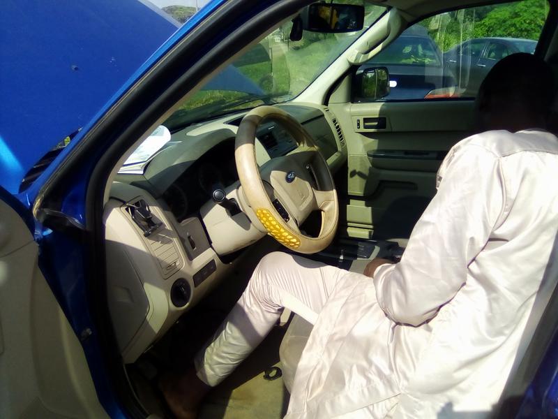 Ford Escape • 2012 • 25,342 km 8