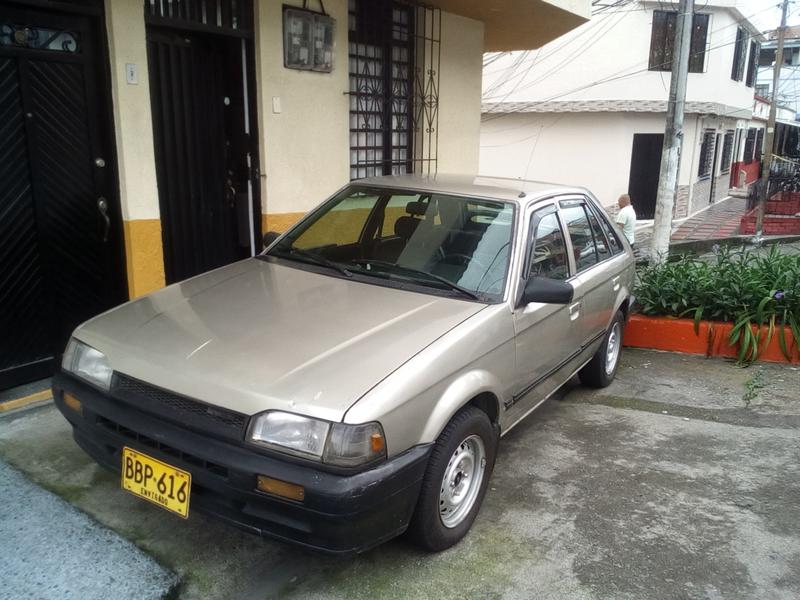 Mazda 323 • 1992 • 500,000 km 2