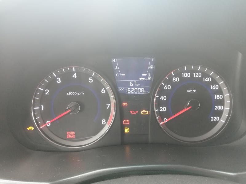 Hyundai Accent • 2012 • 160,000 km 4