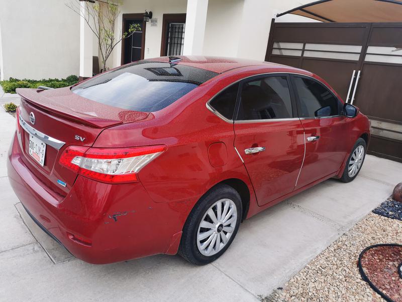 Nissan Sentra • 2013 • 96,000 km 9