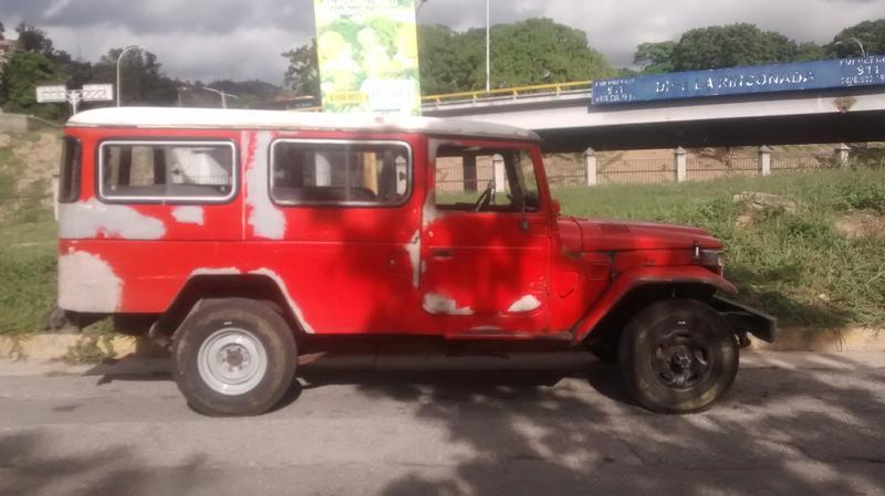 Toyota Land Cruiser • 1982 • 99,999 km 3