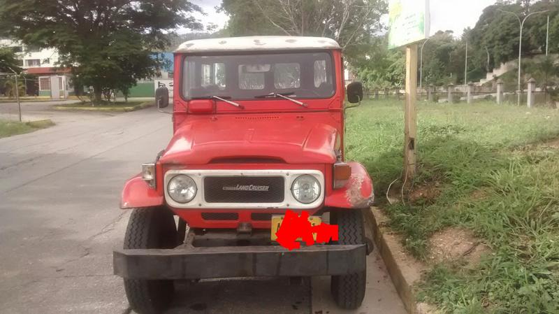 Toyota Land Cruiser • 1982 • 99,999 km 7