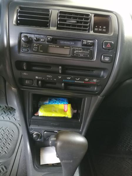 Toyota Corolla • 1996 • 25,700 km 3