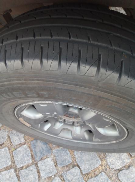 Nissan Navara • 2001 • 399,000 km 11