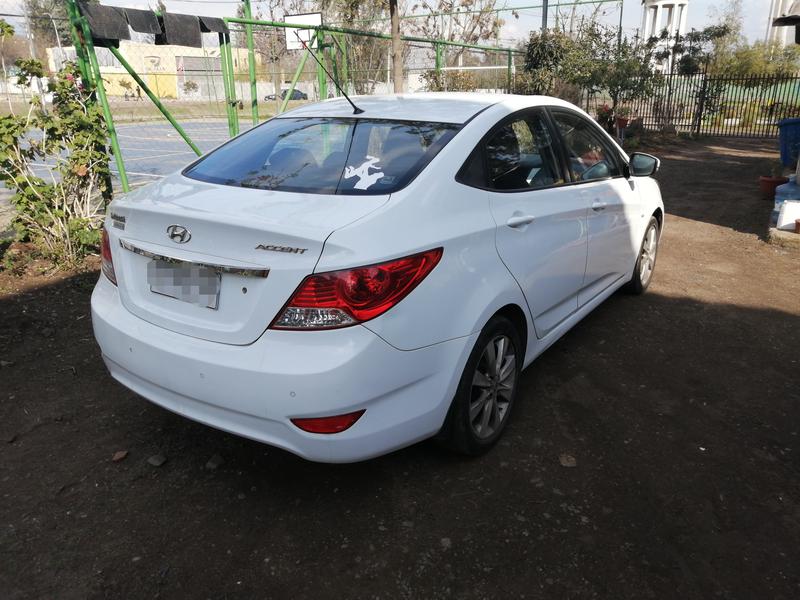 Hyundai Accent • 2012 • 160,000 km 8