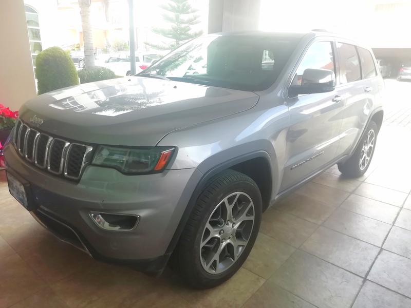 Jeep Grand Cherokee • 2019 • 15,000 km 3
