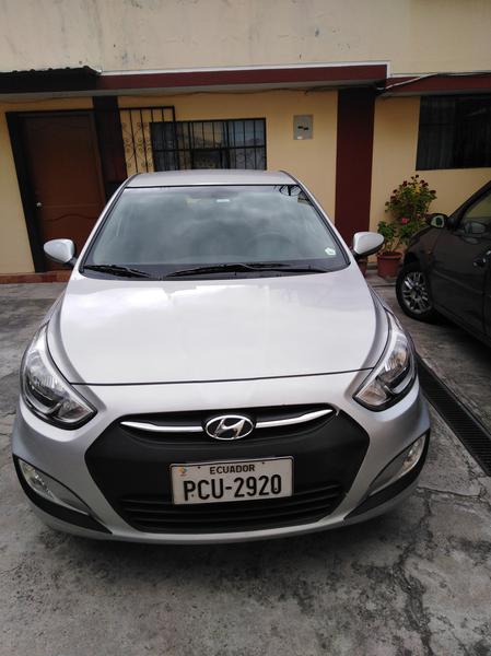 Hyundai  • 2017 • 68,000 km 9