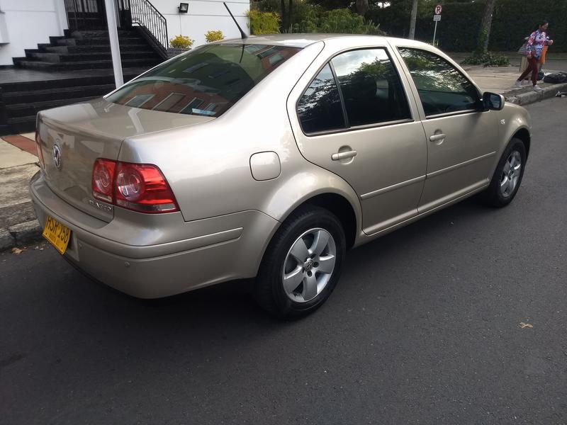 Volkswagen Jetta • 2014 • 41,000 km 5