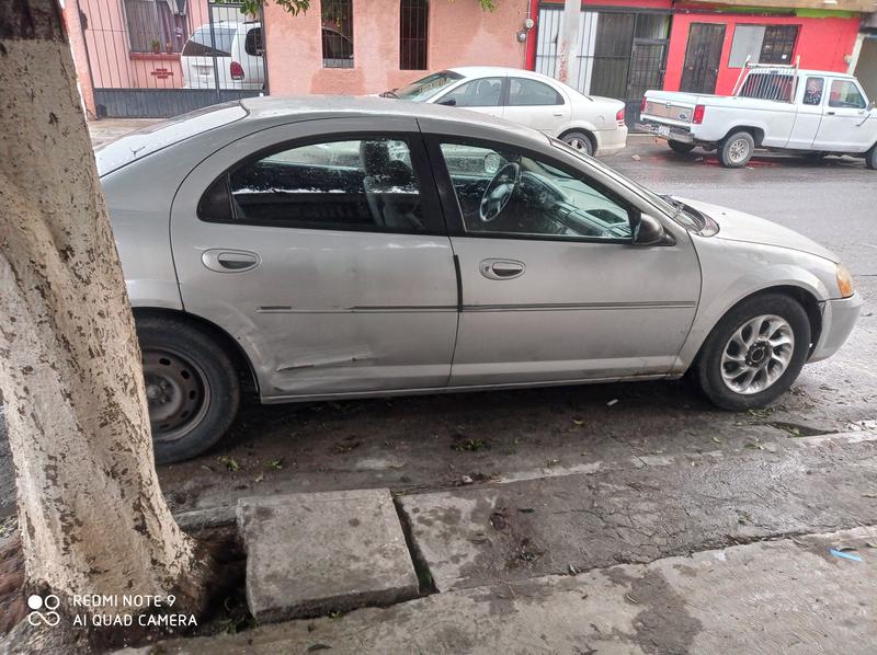 Chrysler Stratus • 2002 • 230,000 km 1